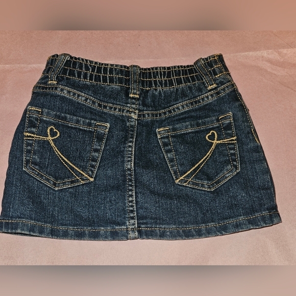 Place Skirt - Picture 2 of 2